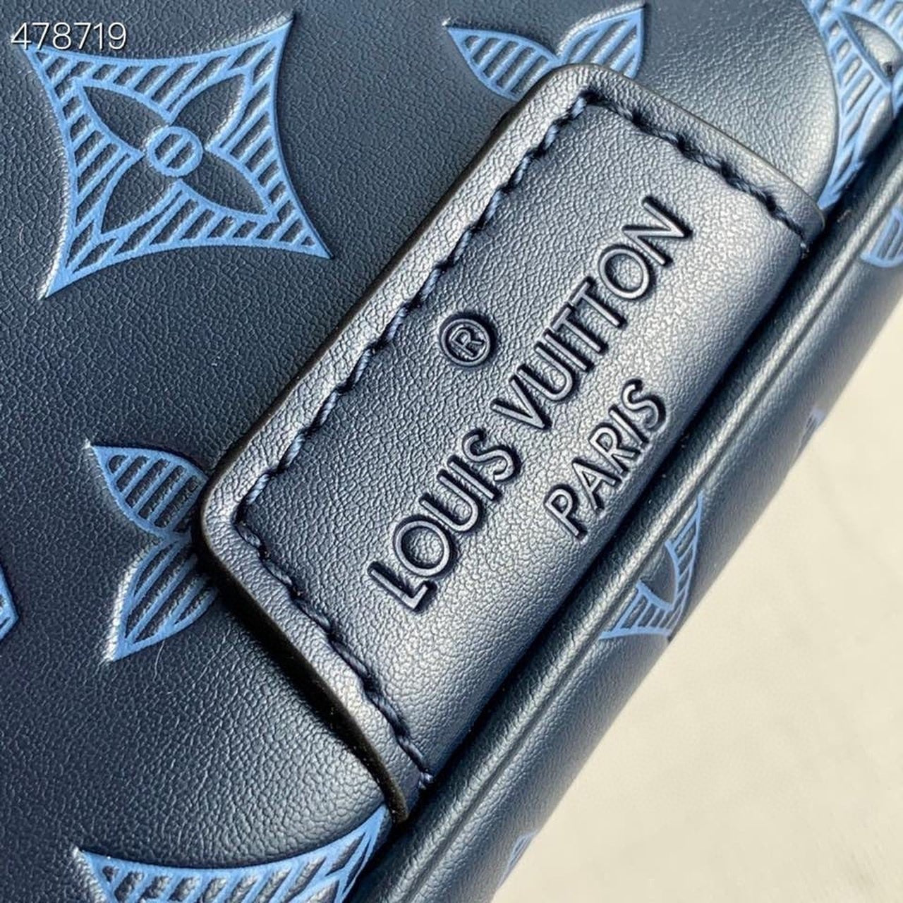 Louis Vuitton Discovery Bag 20cm Monogram Seal Cowhide Canvas Spring/Summer Collection M45729, Navy Blue