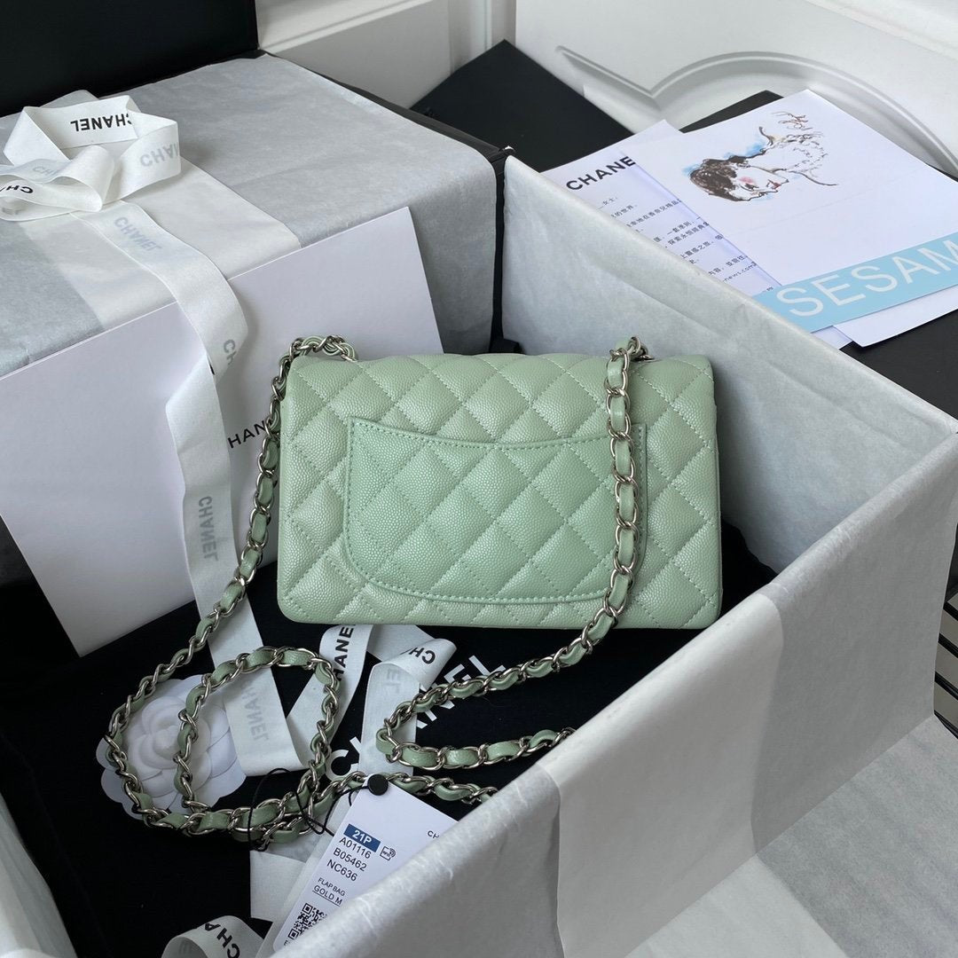 Chanel Mini Classic Flapbag 20cm