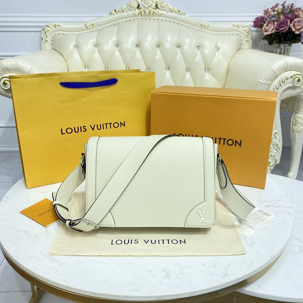 Louis Vuitton New Flap Messenger 29cm