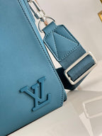 Louis Vuitton M59327 New Messenger 28cm