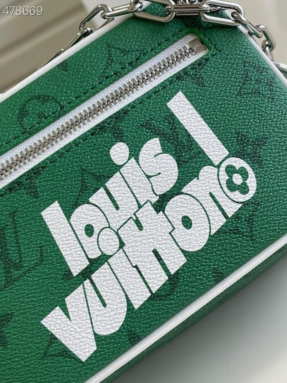 Louis Vuitton Mini Soft Trunk 18cm Zoom with Friends Monogram Canvas Spring/Summer Collection M80159, Green