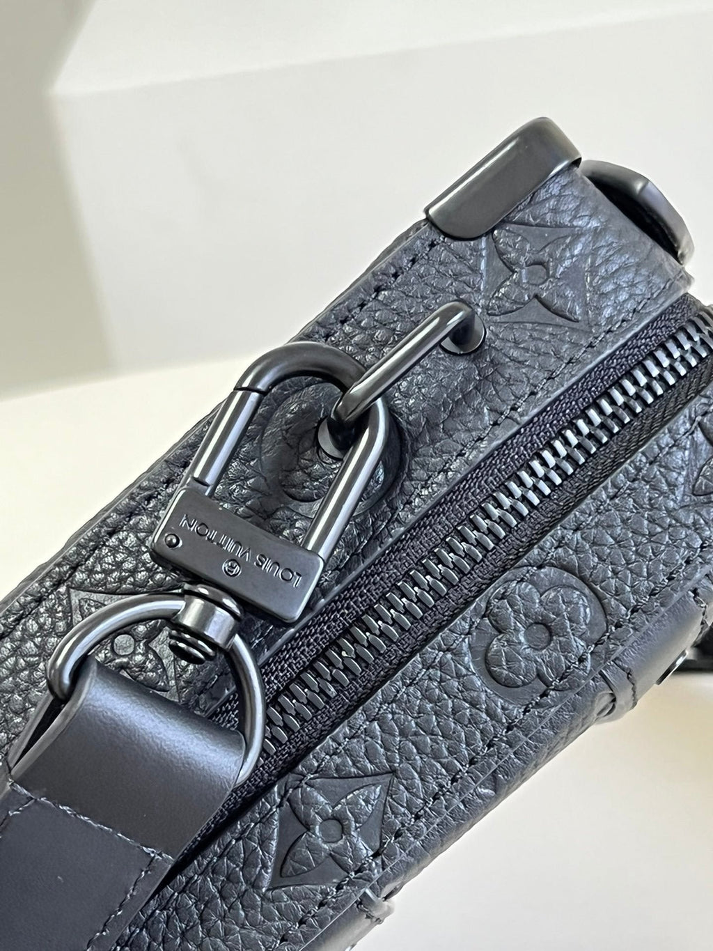 Louis Vuitton Handle Soft Trunk 22cm Black