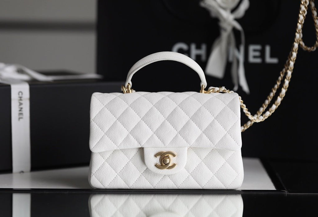 Chanel Flapbag With Top Handle 20cm White