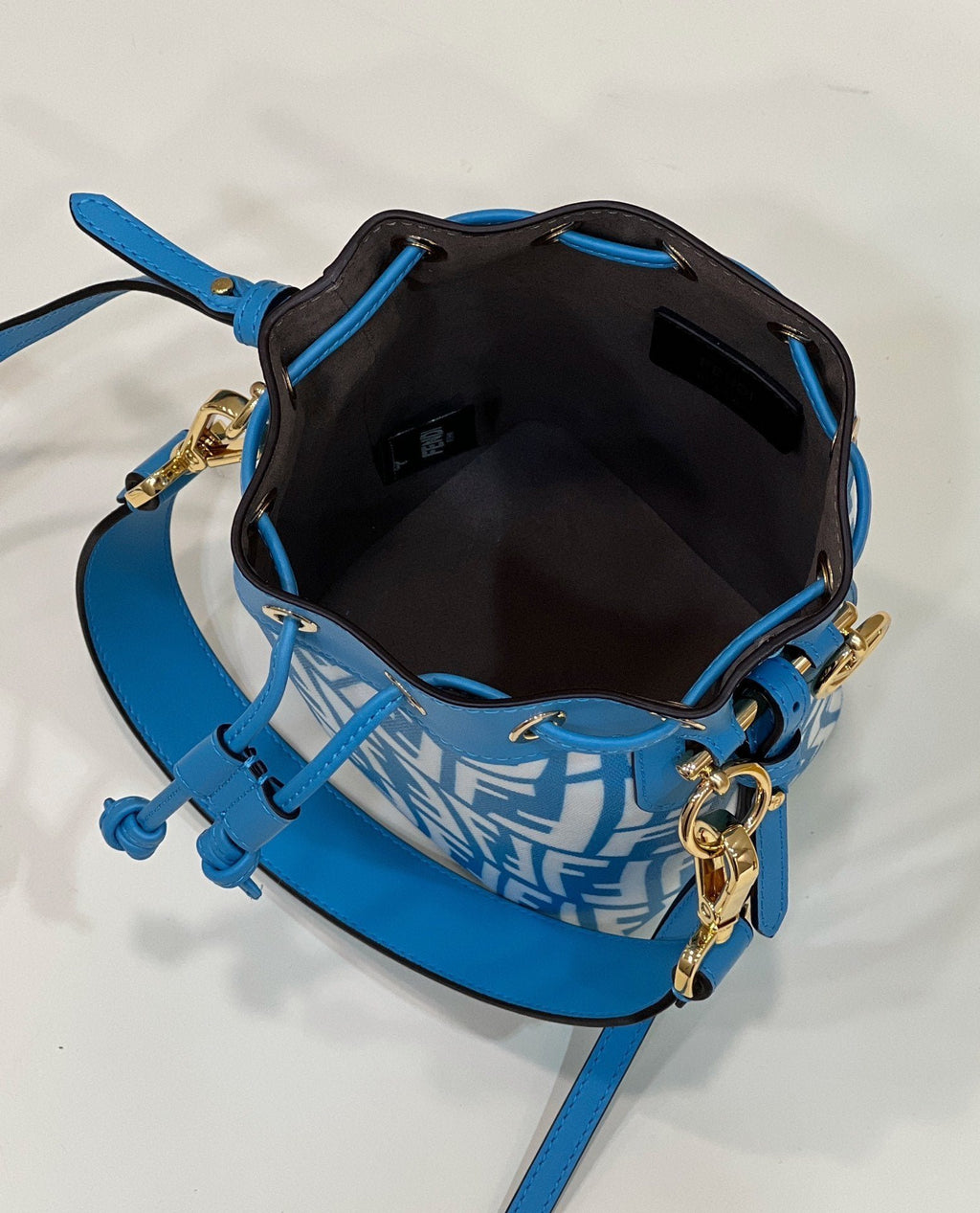 Fendi Vertigo Bucket Bag 18cm Blue