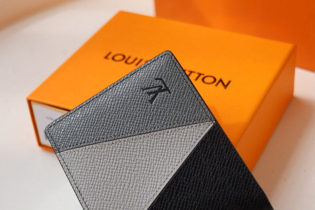 Louis Vuitton Wallet 11cm Black