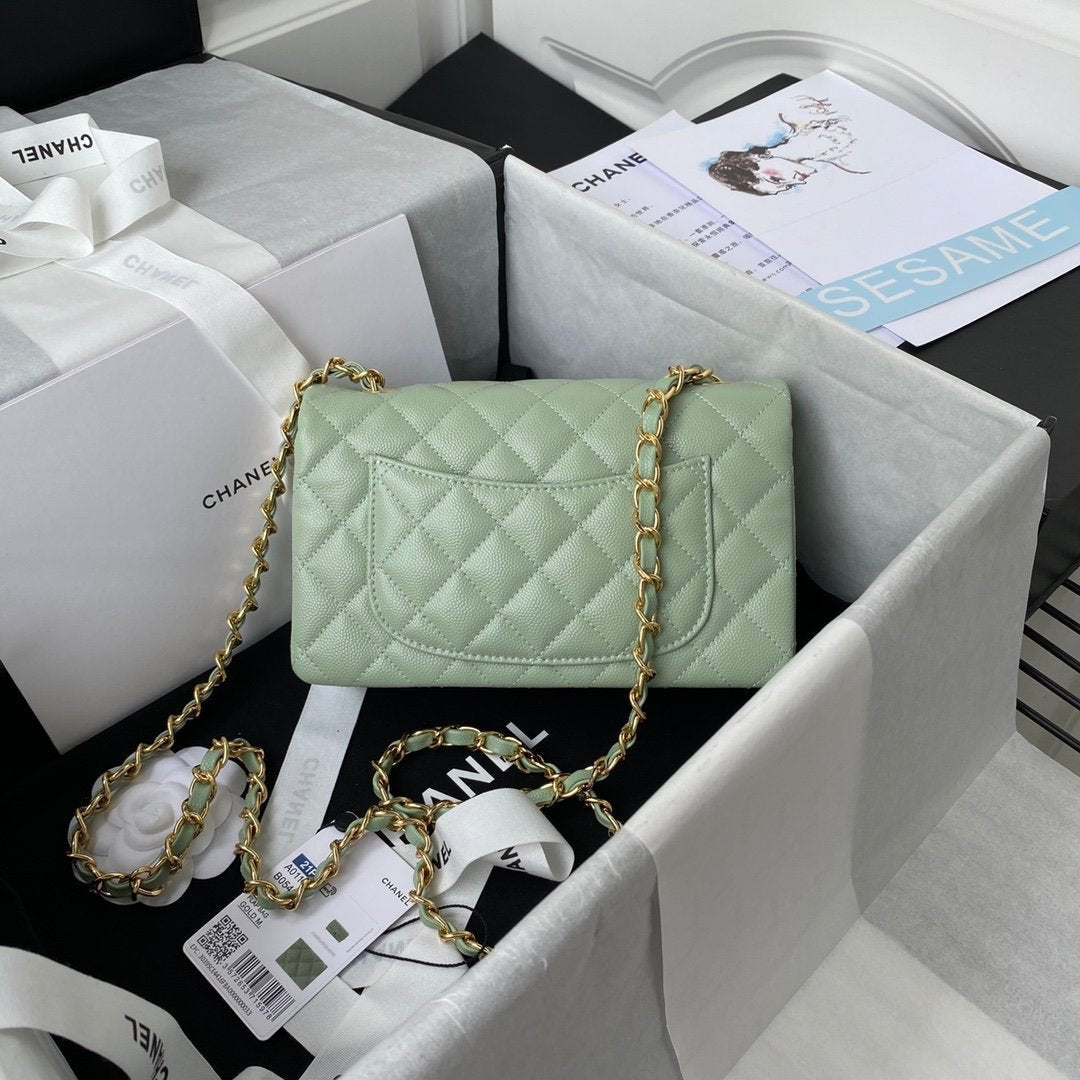 Chanel Mini Classic Flapbag 20cm