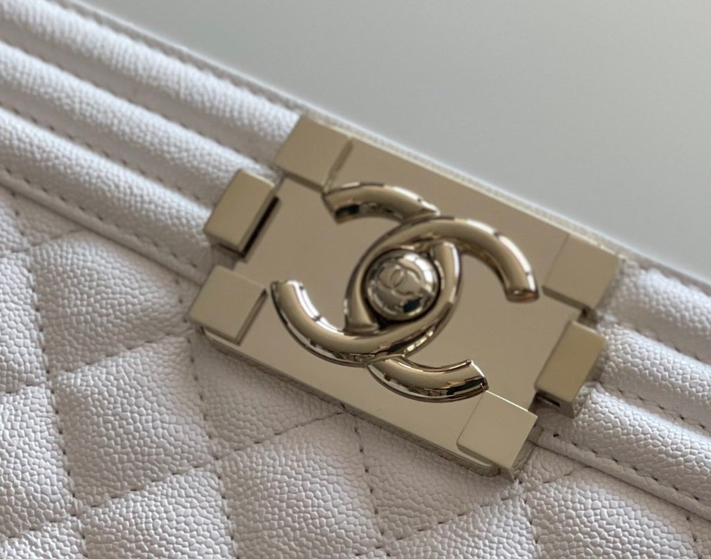 Chanel Mini Classic Flapbag 20cm White