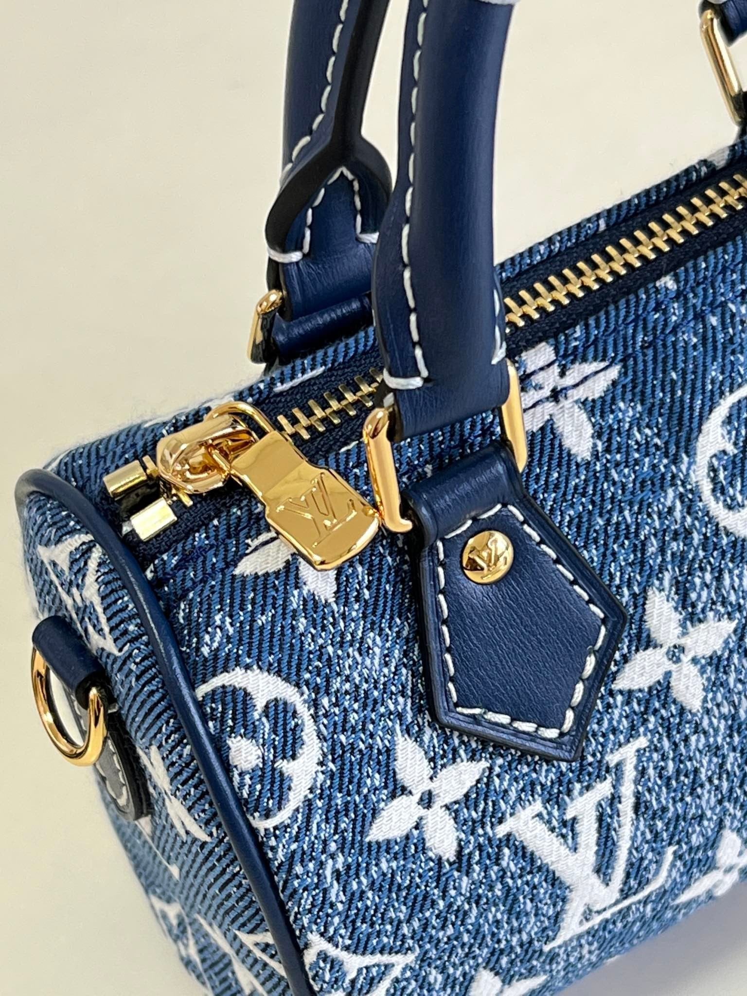 Louis Vuitton Nano Speedy in Monogram 16cm Blue