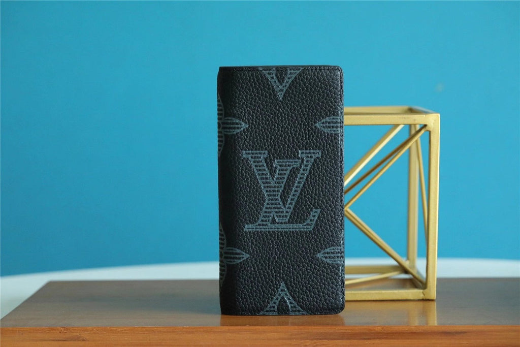 Louis Vuitton Brazza Wallet 19cm