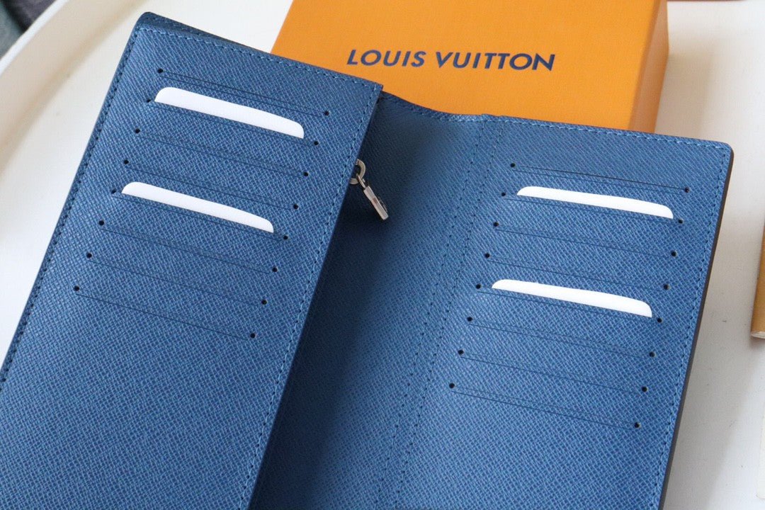 Louis Vuitton Brazza Wallet 19cm