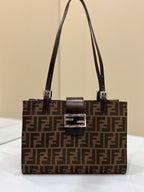 Fendi Baguette Tote 28cm Brown