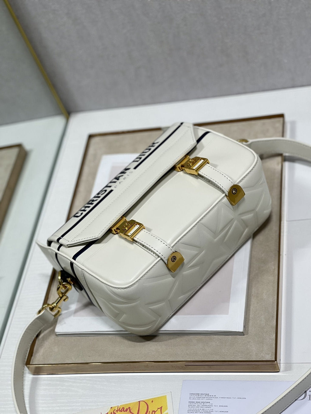 Christian Dior D-Bubble Bucket Bag 24cm White