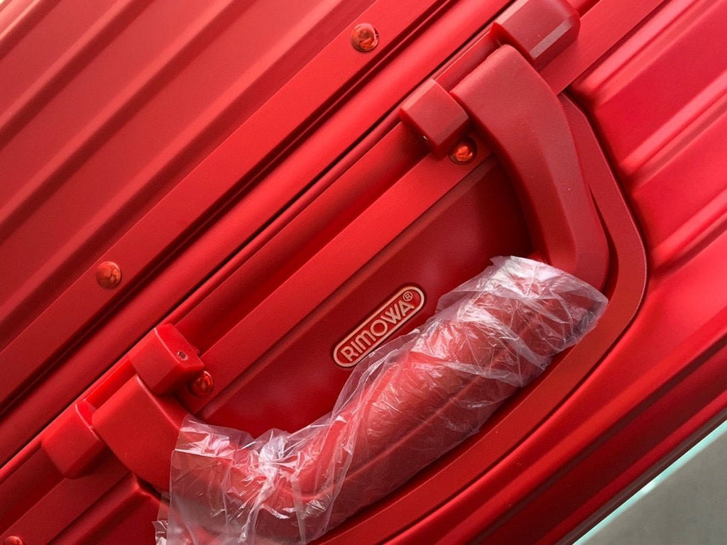 Louis Vuitton x Supreme Rolling Vali In Red 20 Inch