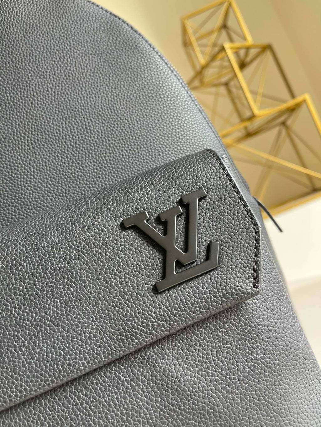 Louis Vuitton M57079 Backpack 43cm