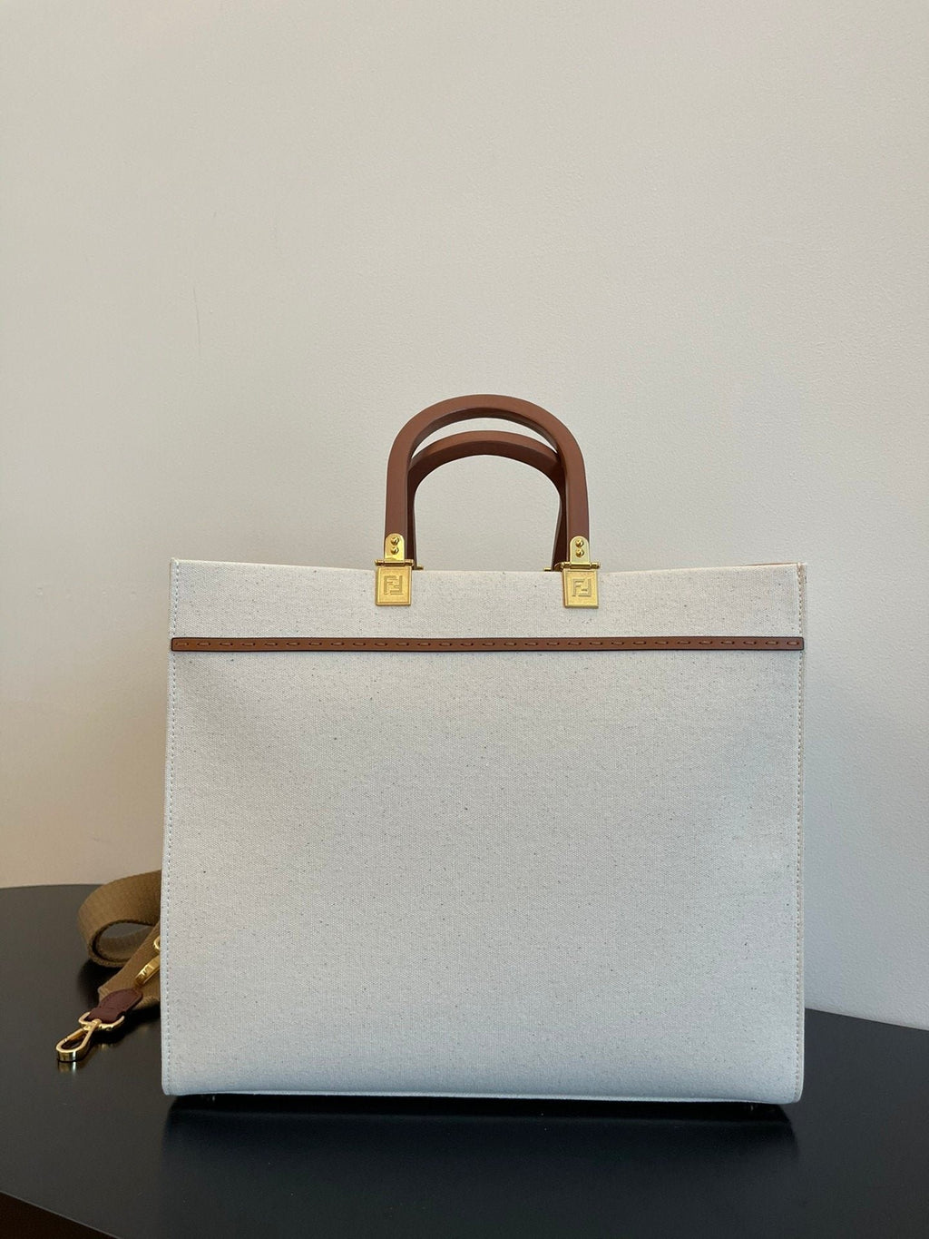 Fendi Tote Bag 35cm Beige