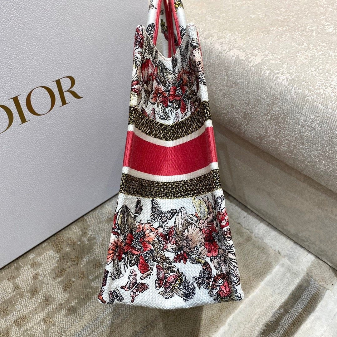 Christian Dior Medium Book Tote 36cm