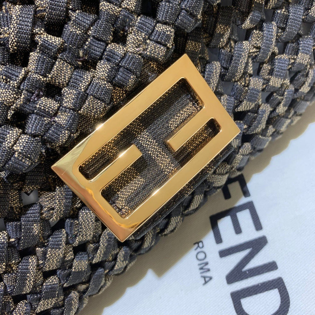 Fendi Baguette 26cm