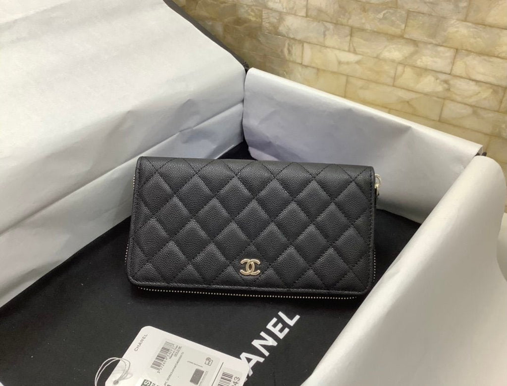CO-CO Chanel Long Wallet With Gold Hardware 19cm