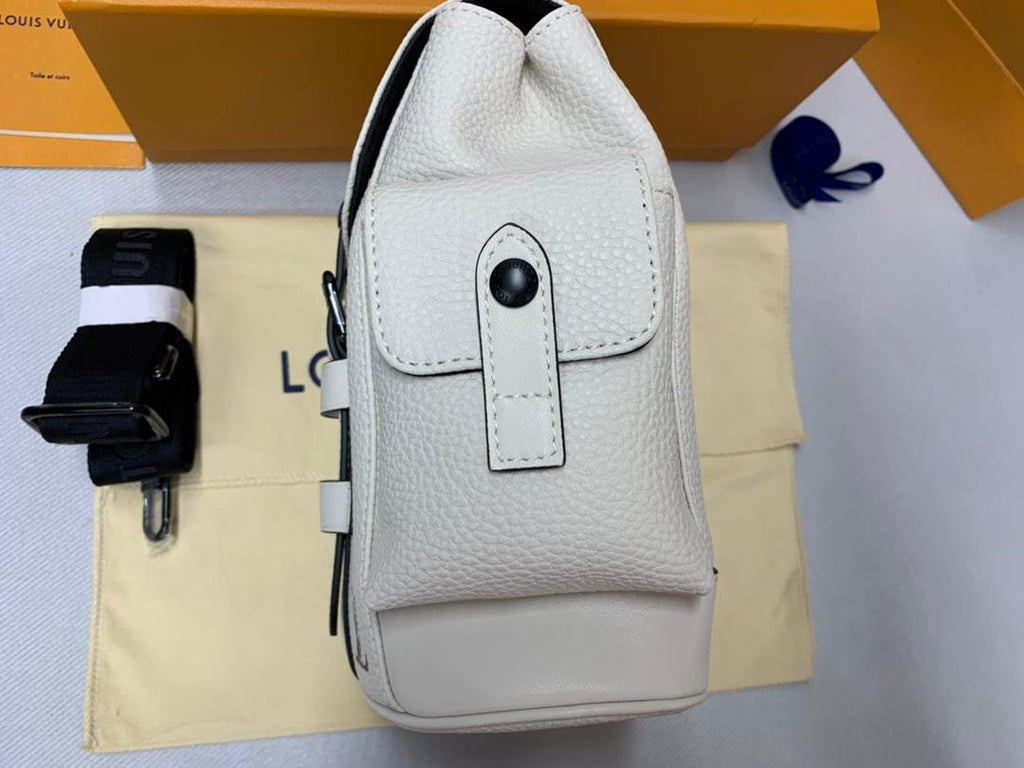 Louis Vuitton Christopher XS 20cm White