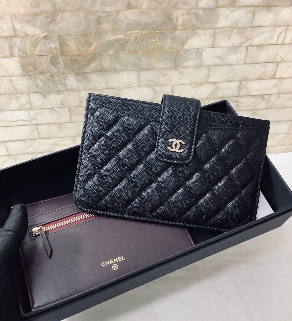 CO-CO Chanel Clutch With Silver Hardware 19cm