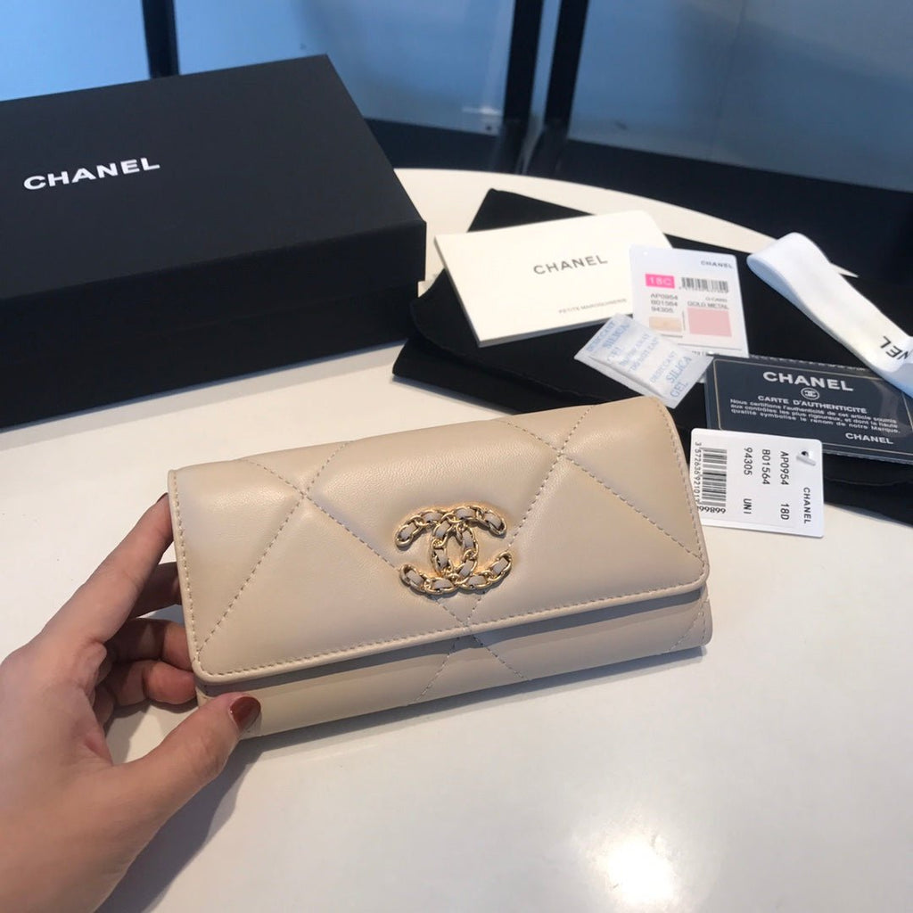 CO-CO Chanel Long Wallet 17cm