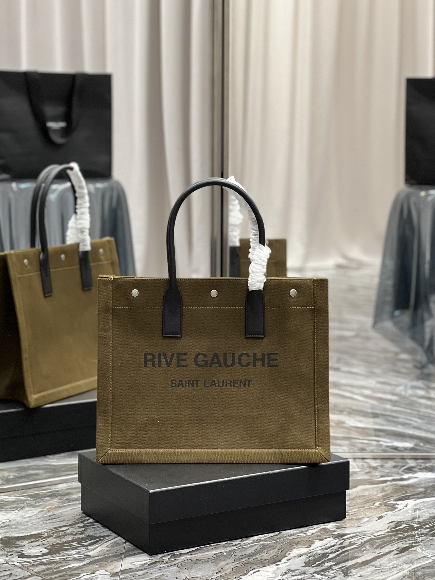 Saint Laurent Rive Gauche Tote Bag 39cm