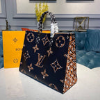 Louis Vuitton OnTheGo Tote Bag 42cm Monogram Jungle Canvas Spring/Summer Collection M44718, Black/Caramel