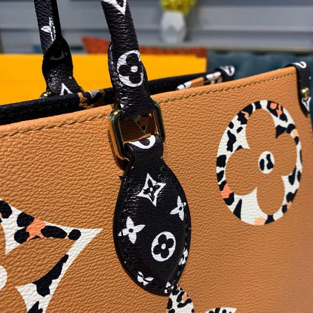 Louis Vuitton OnTheGo Tote Bag 42cm Monogram Jungle Canvas Spring/Summer Collection M44718, Black/Caramel