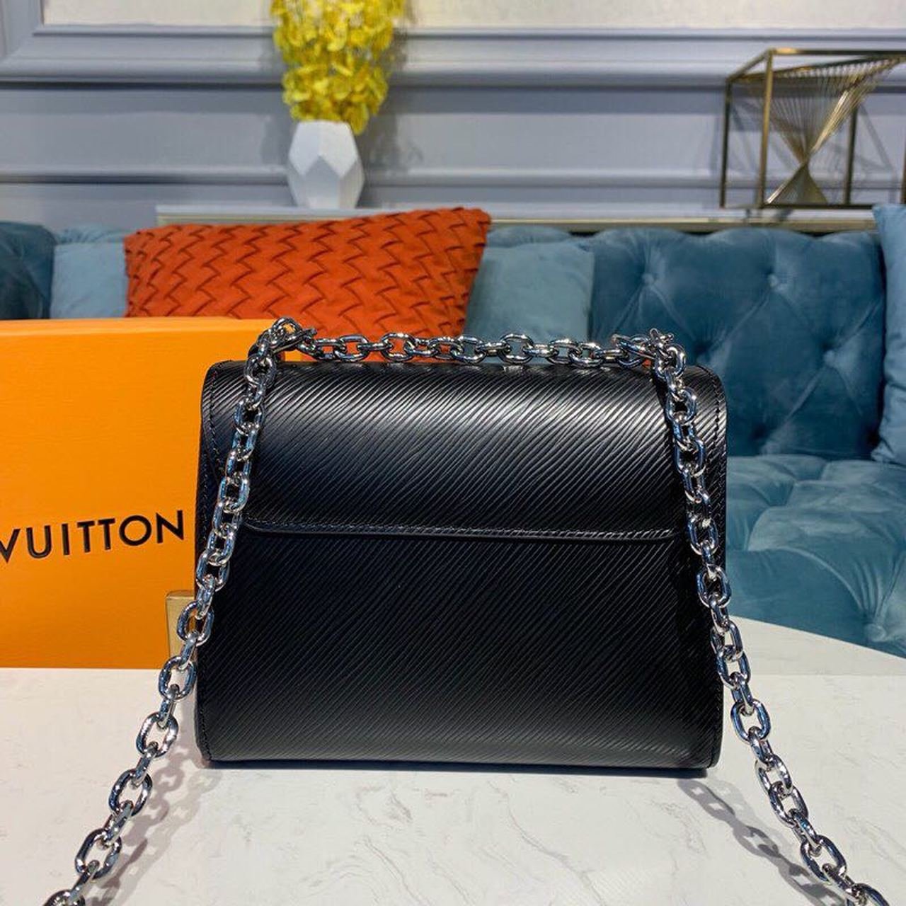 Louis Vuitton Twist PM 18cm Epi Canvas Spring/Summer Collection M54805, Black SHW