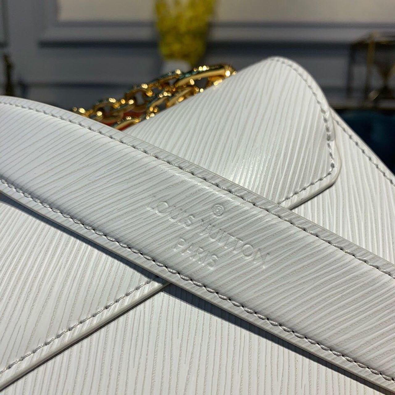 Louis Vuitton Twist PM 23cm Epi Canvas Spring/Summer Collection M54805, White