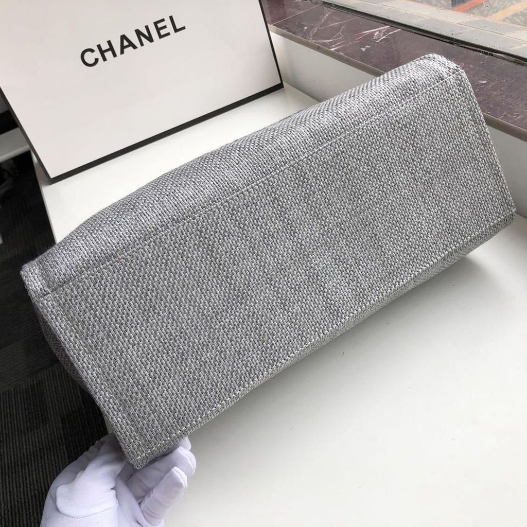 Chanel Deauville Tote 38cm Raffia Canvas Bag Fall/Winter Collection Light Grey/Black