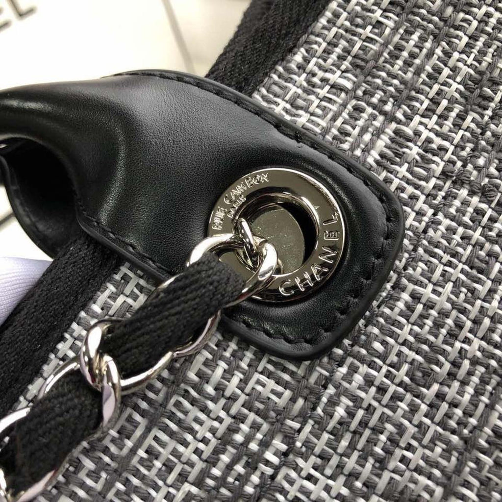 Chanel Deauville Tote 38cm Raffia Canvas Bag Fall/Winter Collection, Black/White