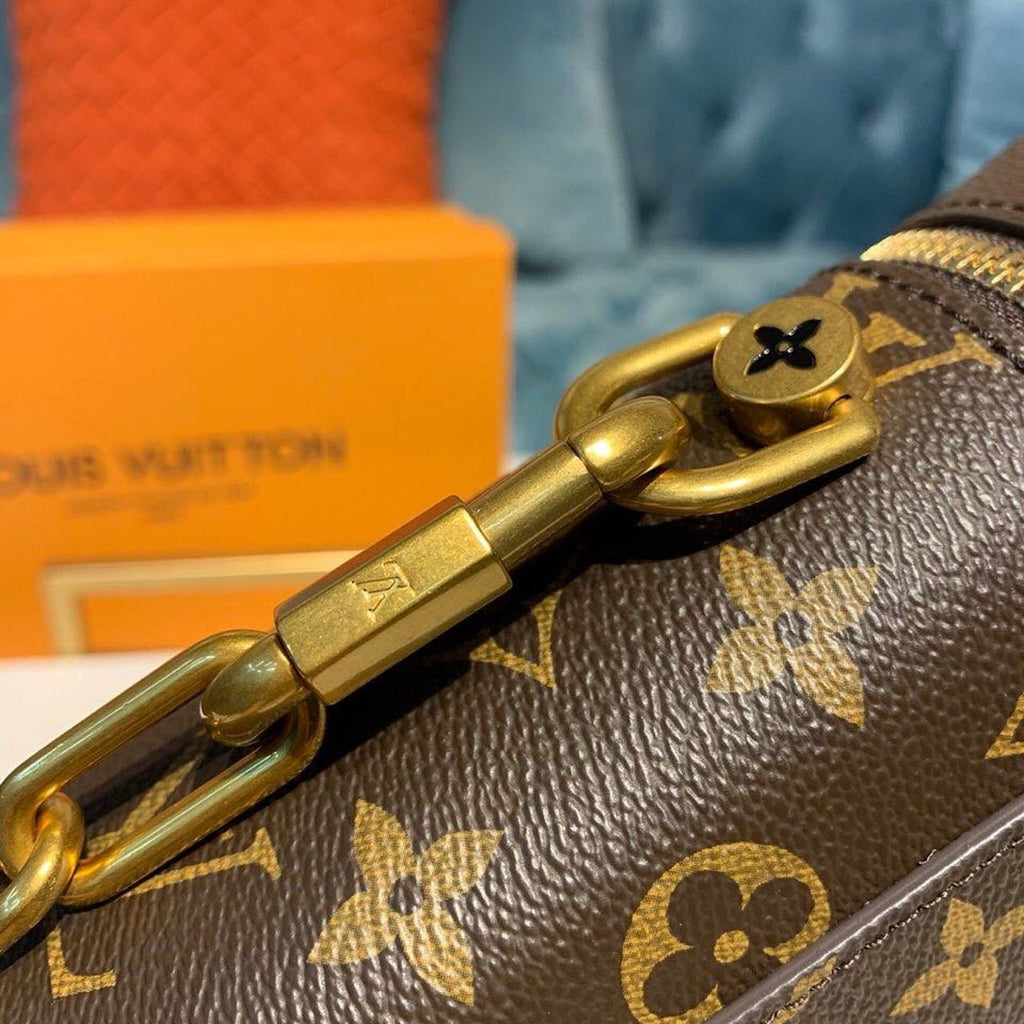 Louis Vuitton Crossbody 12cm Bag Monogram Canvas Fall/Winter Collection M61112, Brown