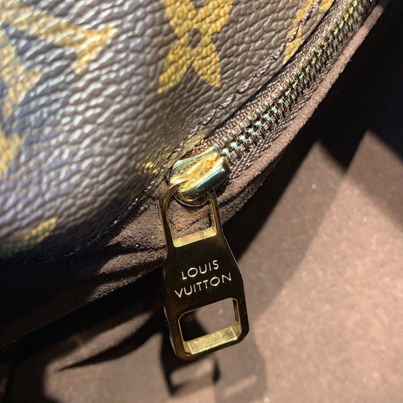 Louis Vuitton Metis Tote Bag 34cm Monogram Canvas Spring/Summer Collection M40781, Brown