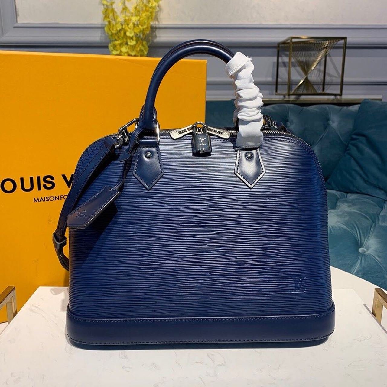 Louis Vuitton Alma PM Bag 32cm Epi Canvas Fall/Winter Collection M40302, Navy Blue