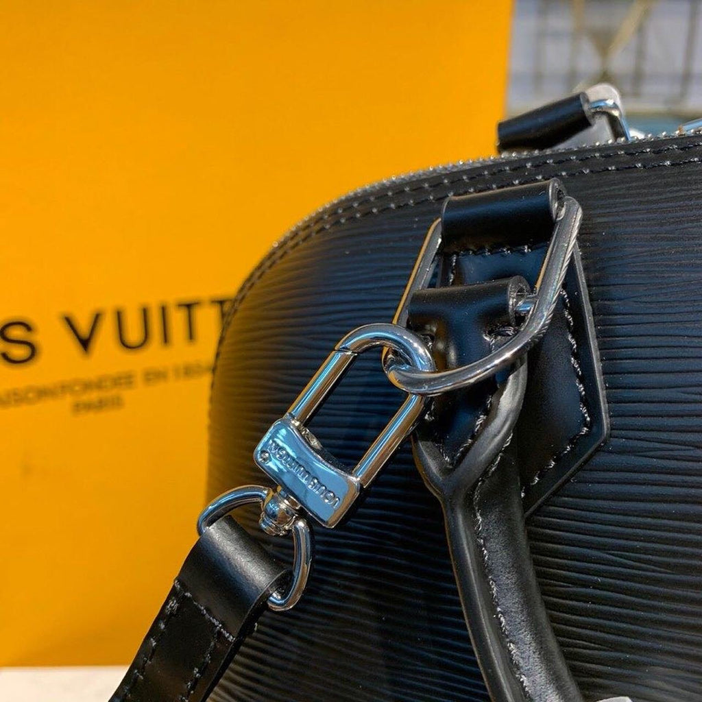 Louis Vuitton Alma PM Bag 32cm Epi Canvas Fall/Winter Collection M40302, Black