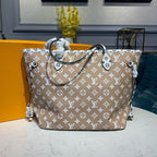 Louis Vuitton Neverfull MM 32cm Monogram Geant Canvas Spring/Summer Collection M44567, Khaki