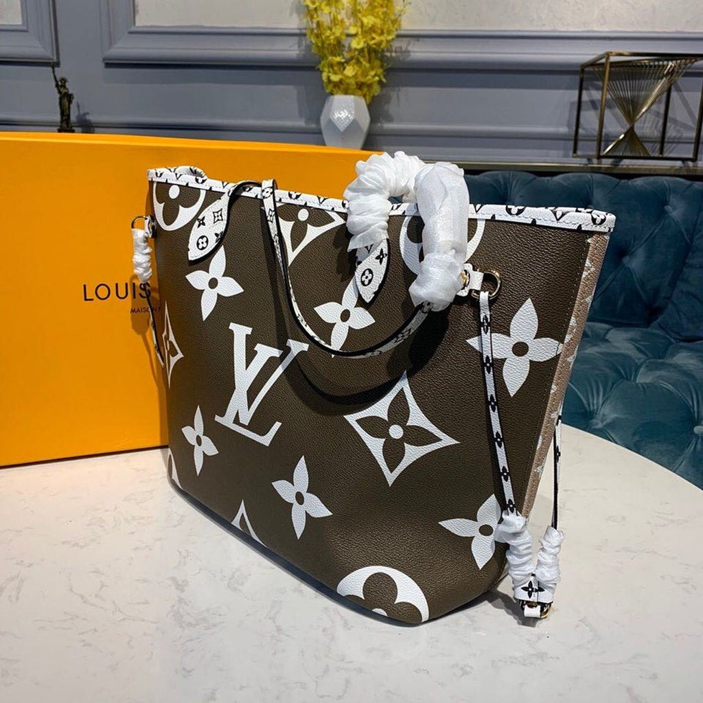 Louis Vuitton Neverfull MM 32cm Monogram Geant Canvas Spring/Summer Collection M44567, Khaki
