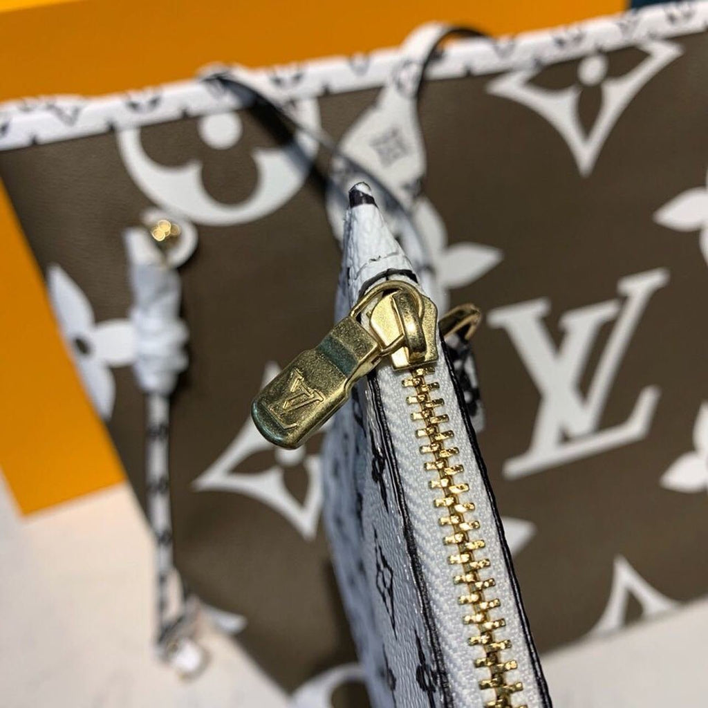 Louis Vuitton Neverfull MM 32cm Monogram Geant Canvas Spring/Summer Collection M44567, Khaki