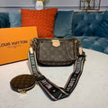 Louis Vuitton Multi Pochette Accessoires Bags Monogram Canvas Fall/Winter Collection M44813, Kaki/Beige