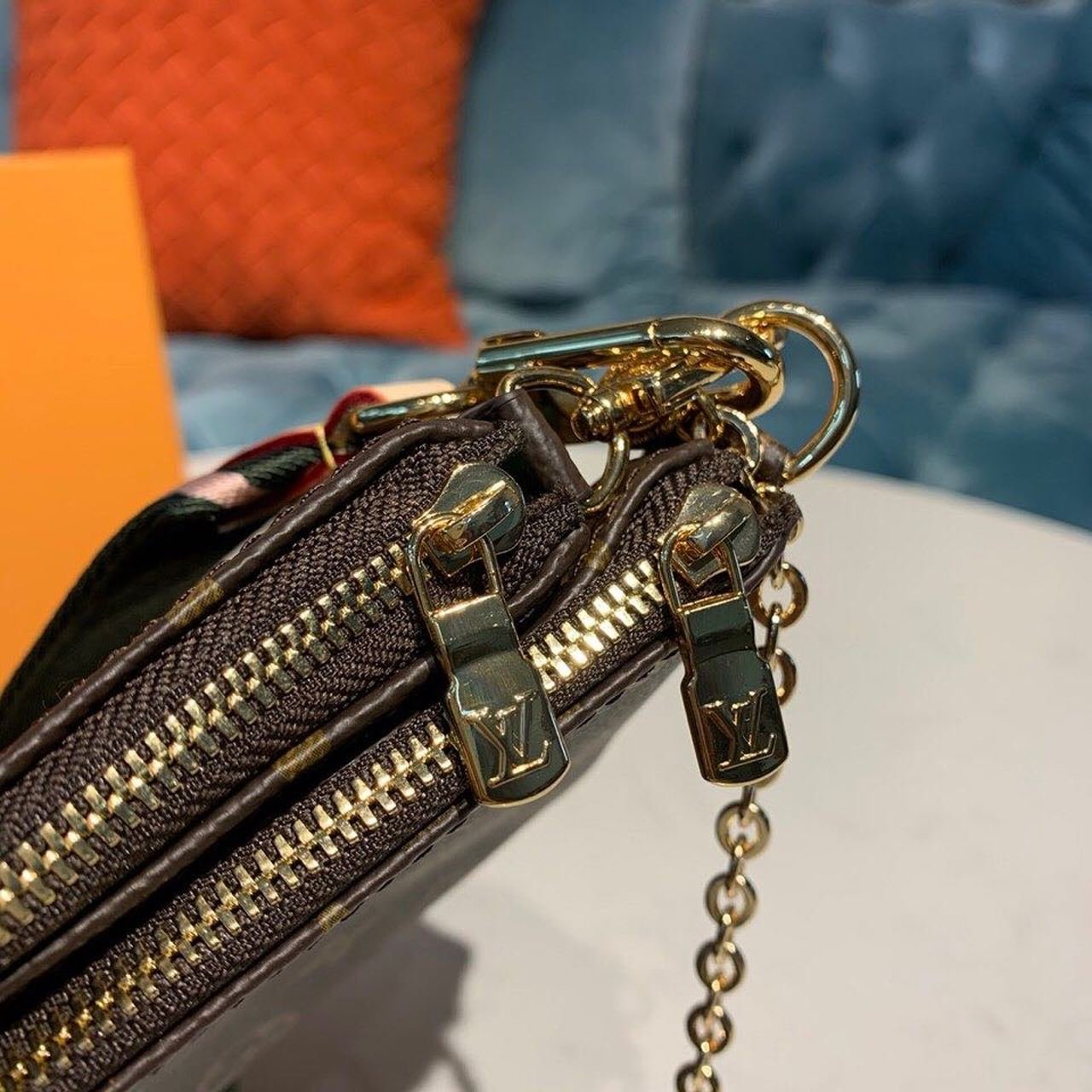 Louis Vuitton Multi Pochette Accessoires Bags Monogram Canvas Fall/Winter Collection M44813, Kaki/Beige