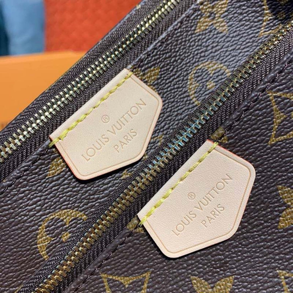 Louis Vuitton Multi Pochette Accessoires Bags Monogram Canvas Fall/Winter Collection M44813, Kaki
