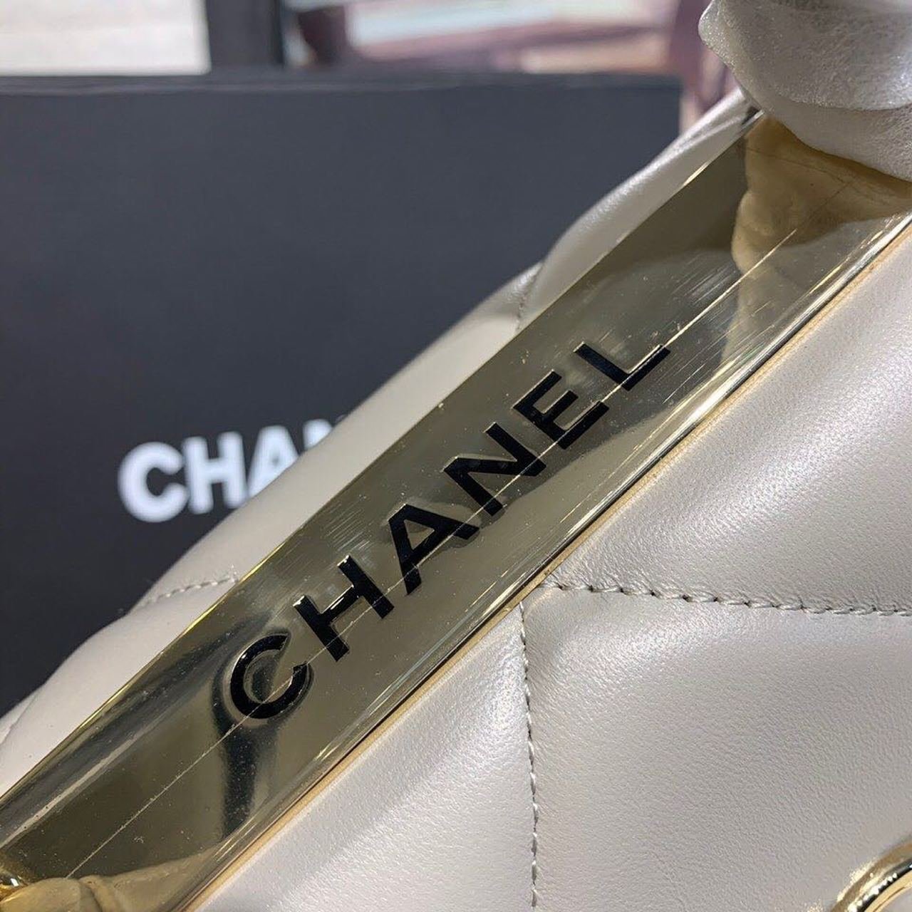 Chanel Trendy CC Maxi Top Handle Bag 25cm Lambskin Leather Fall/Winter Act 1 Collection Grey