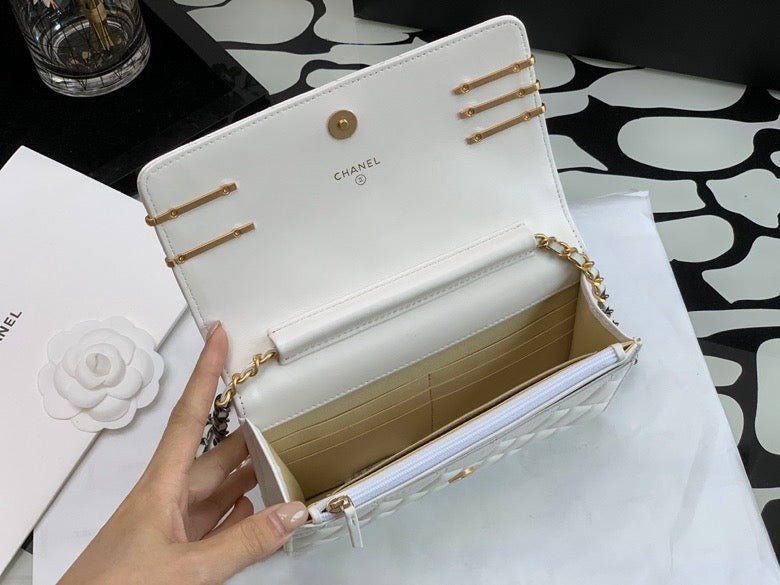 Chanel Flap Bag 19cm White