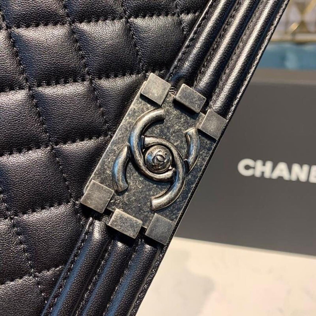 Chanel Quilted Boy Bag 25cm Lambskin Leather Antique Silver Hardware Fall/Winter Act 1 Collection Black