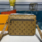 Louis Vuitton Pochette Métis Bag Monogram Reverse Canvas Fall/Winter Collection 24 cm Brown