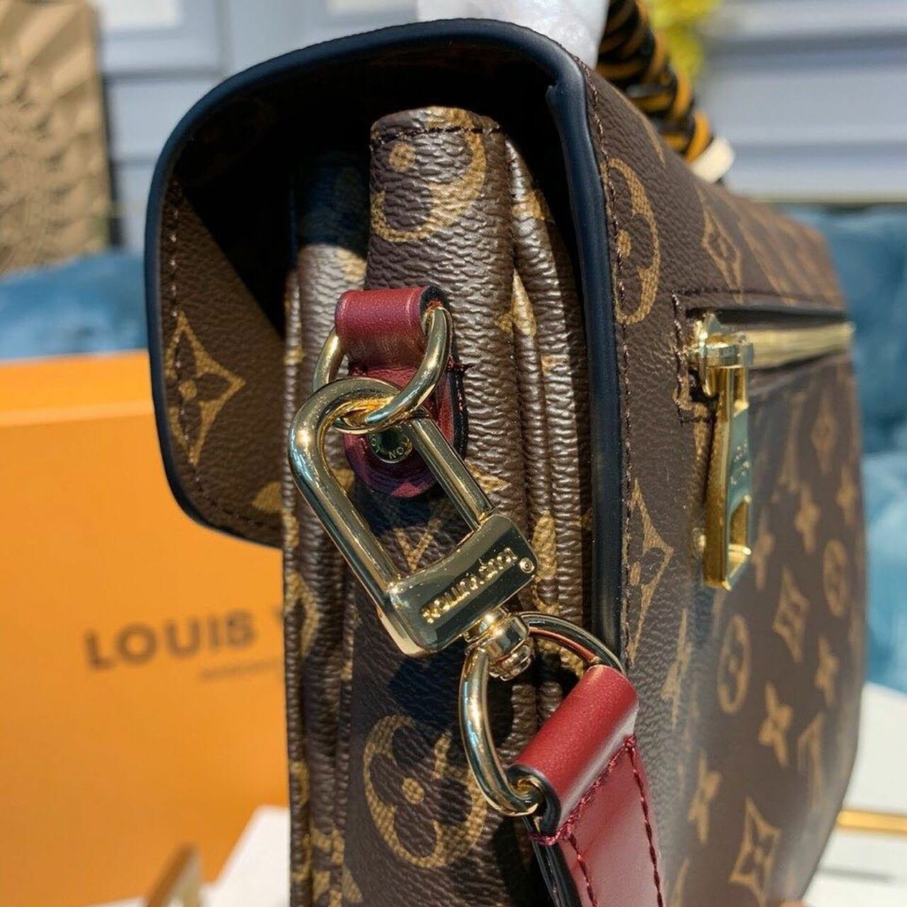 Louis Vuitton Pochette Métis Braided Handle Bag Monogram Canvas Fall/Winter Collection M43984, Carmel/Brown