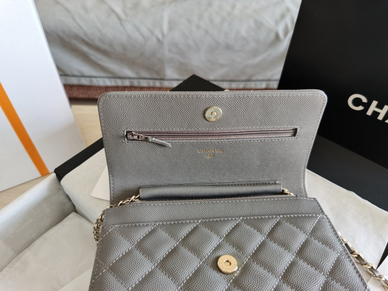 Chanel Mini Flapbag 19cm Grey
