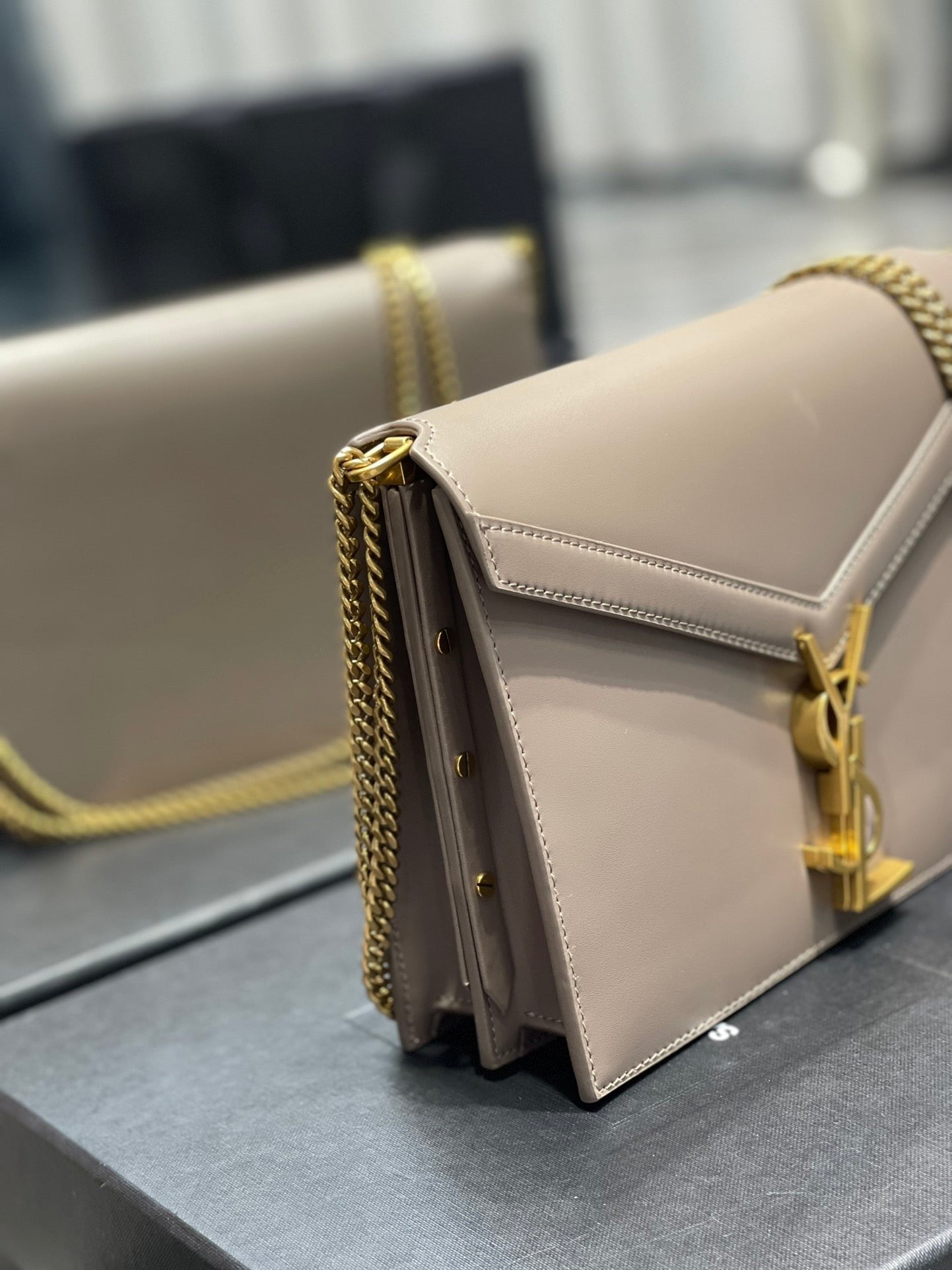 Saint Laurent Cassandra Medium Chain Bag In Grain De Poudre Embossed 22cm