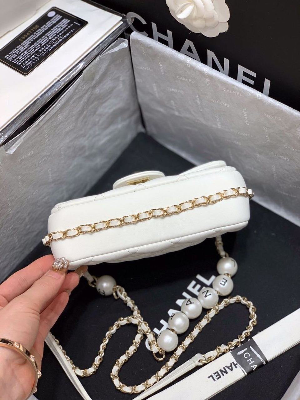 Chanel Flap Pearl Embellished Bag 18cm Gold Hardware Lambskin Leather Spring/Summer Collection, White